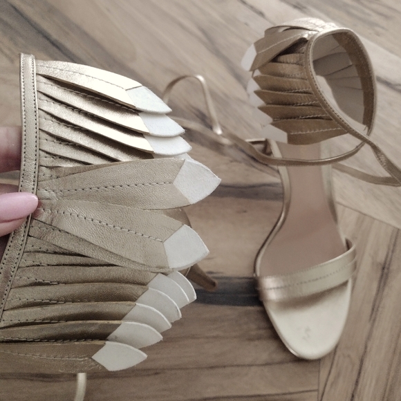 NEW Giuseppe Zanotti Gold Metallic Feather Ankle Tie Heels Size 38 - Picture 8 of 15